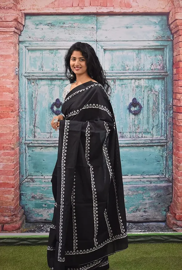 Handicraft_Women's_Block_Print_Pure_Soft_Cotton_Saree_With_Blouse_Piece_With_Blouse_Piece